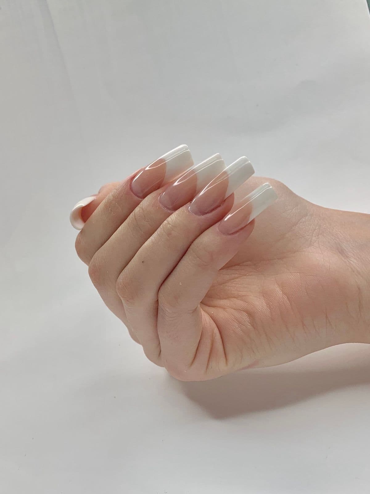 French tip nails
